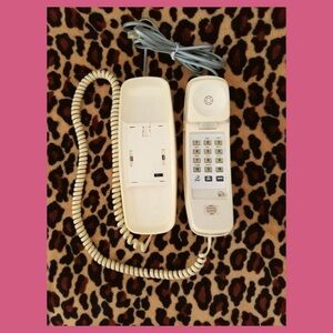 Vintage 80s AT&T Trimline Push Button Landline Corded Phone Telephone WORKS! EX!